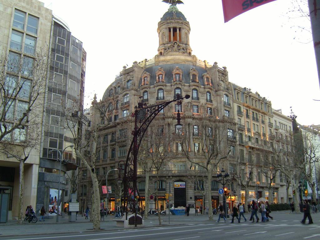 Gaudi Residence Barcelona Exterior photo